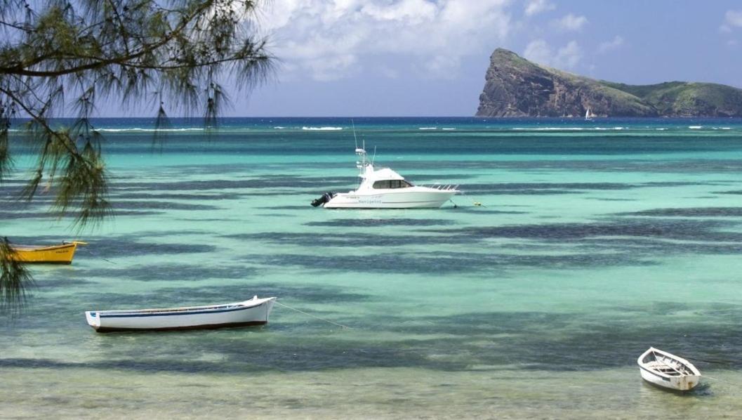 Oasis Tropical Aparthotel Pereybere Beach Exterior foto