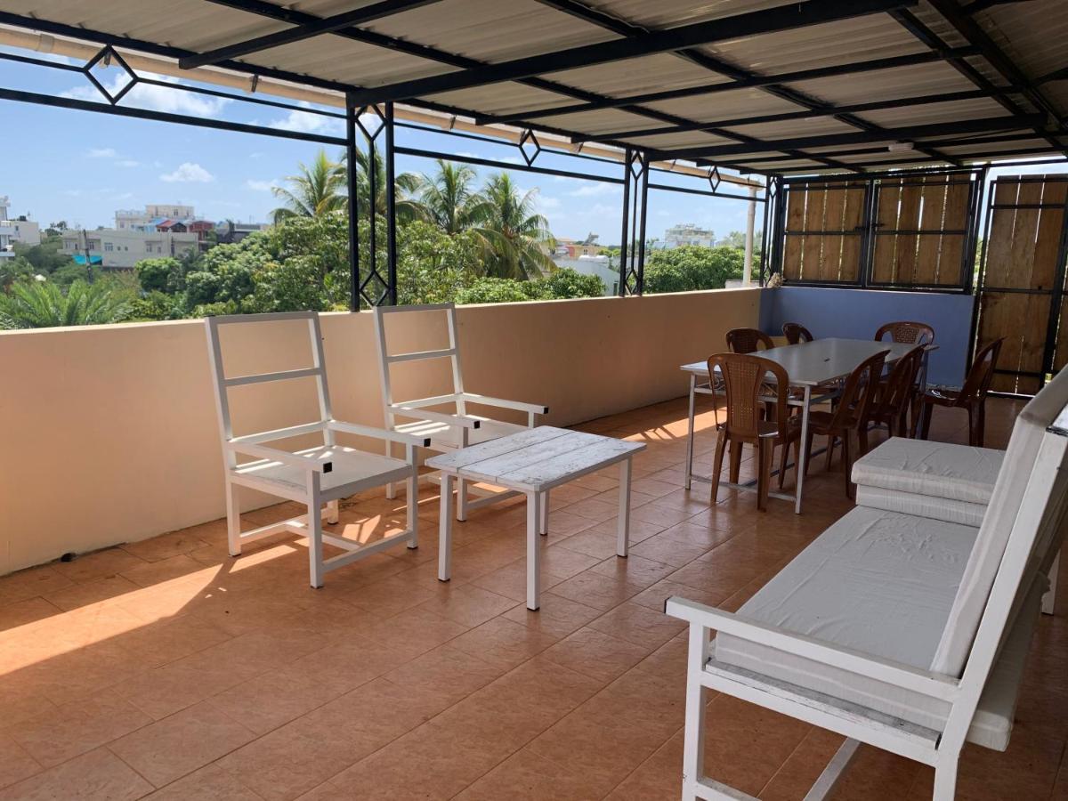 Oasis Tropical Aparthotel Pereybere Beach Exterior foto