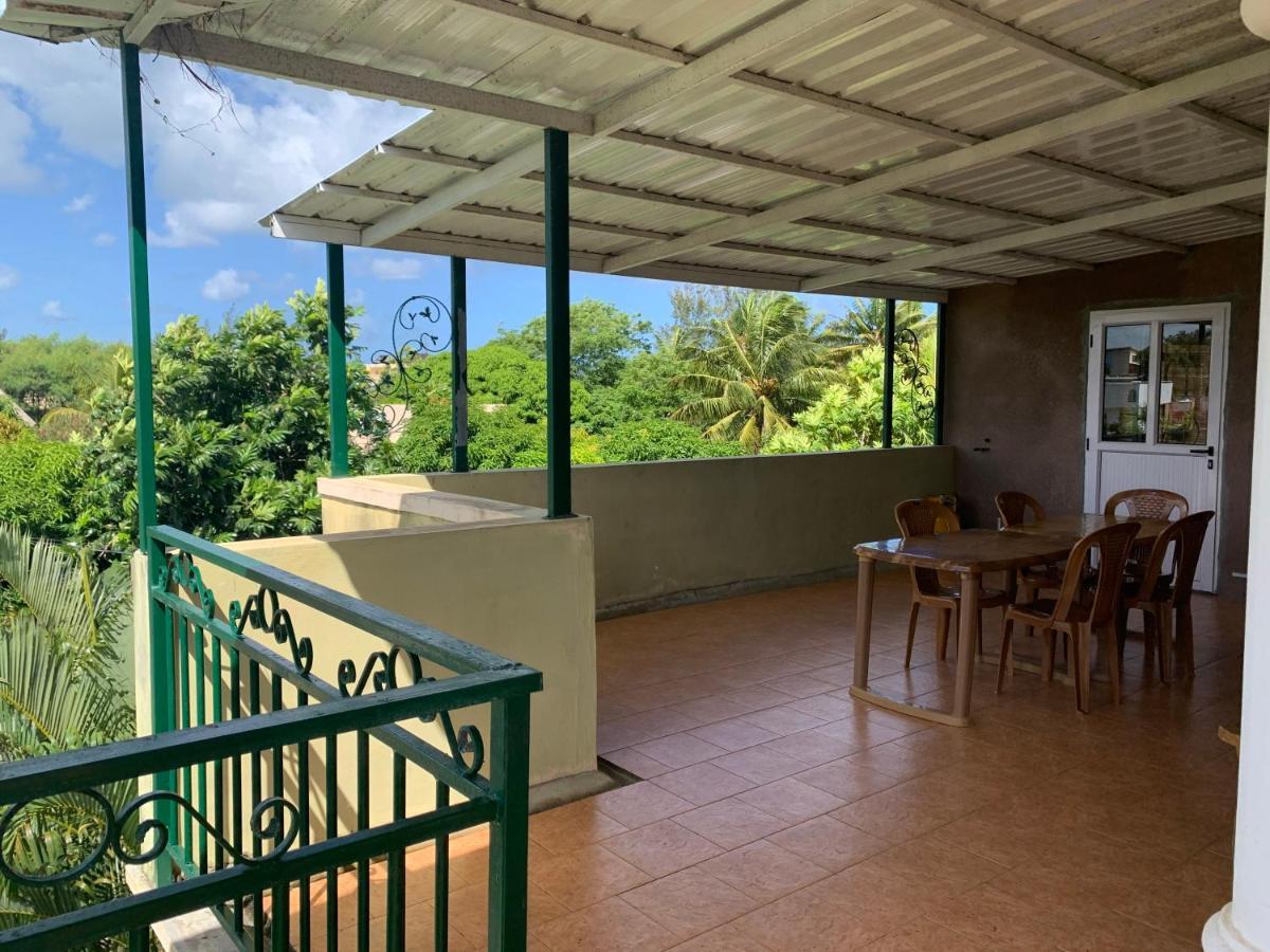 Oasis Tropical Aparthotel Pereybere Beach Exterior foto